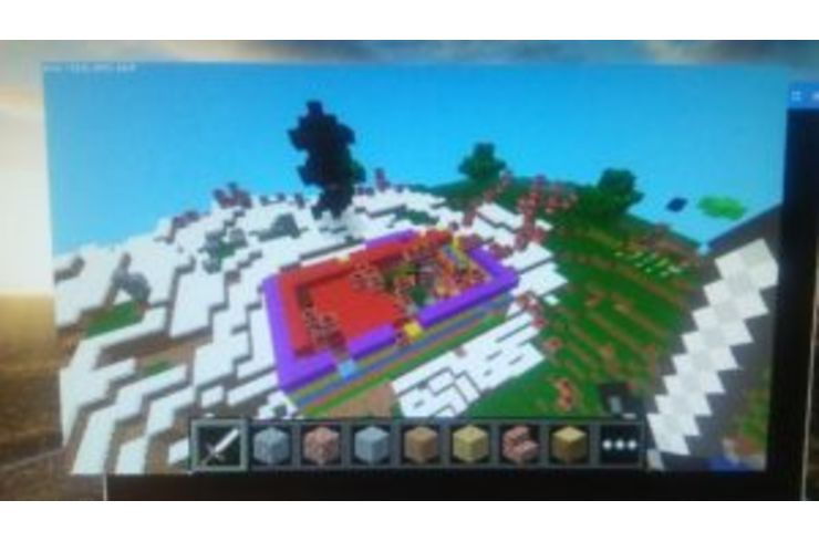 先日のマインクラフトイベントで…